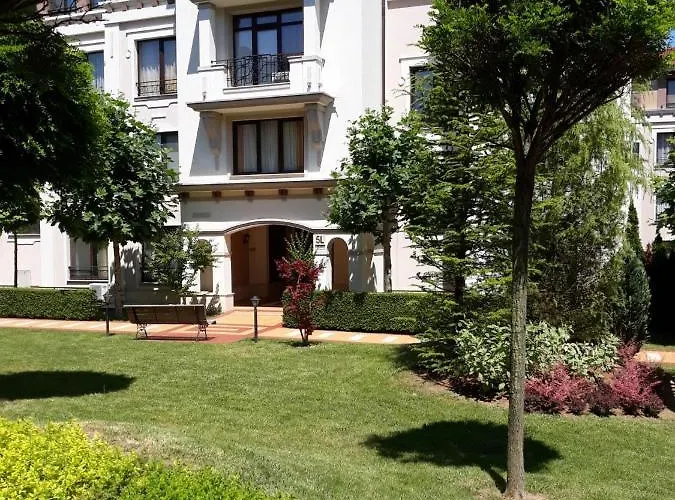 公寓 Rose в местност каваци, 索佐波尔