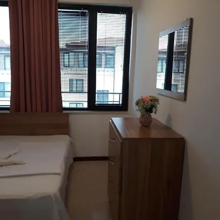 Rose в местност каваци, Apartament *