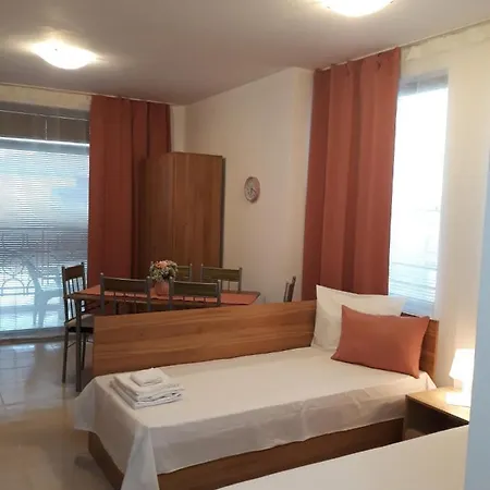 Rose в местност каваци, Sozopol